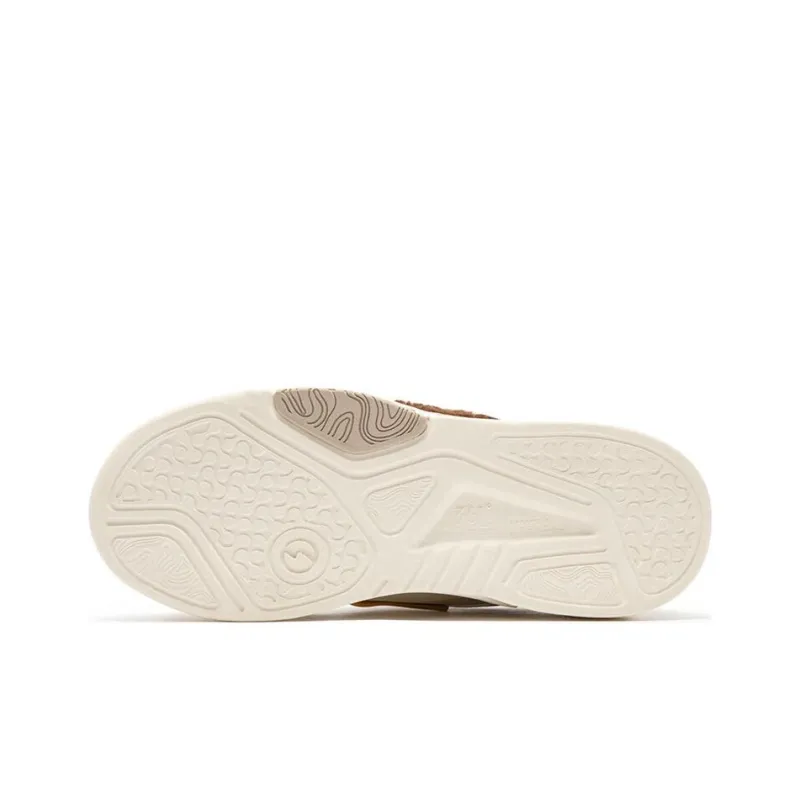 361° Thermal Slip Resistant Low Top Skateboard Shoes Women's Beige-4