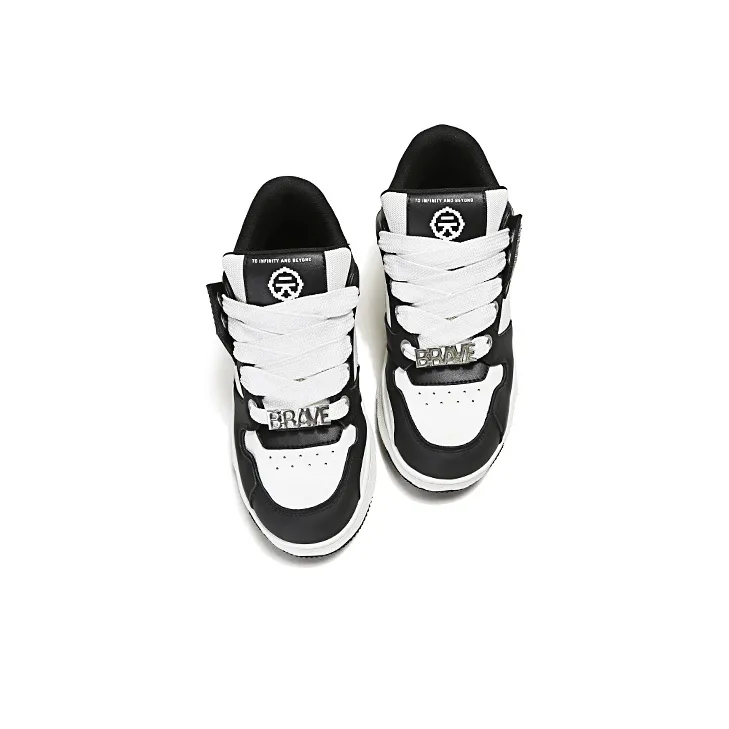 YJ YUAN 2.0 Collection Cushioned Wear Resistant Height Increasing Low Top Skateboard Shoes Unisex Black White-3