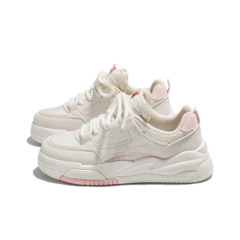 HUANQIU Abrasion Resistant Low Top Skateboard Shoes Women's Beige Pink-1