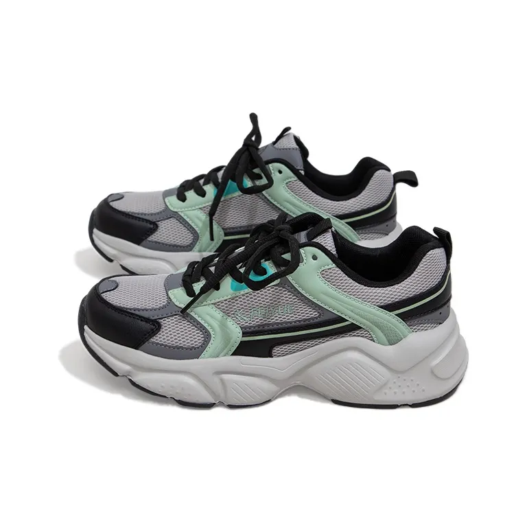 Feiyue Abrasion Resistant Low Top Running Shoes Women's Light Green-2