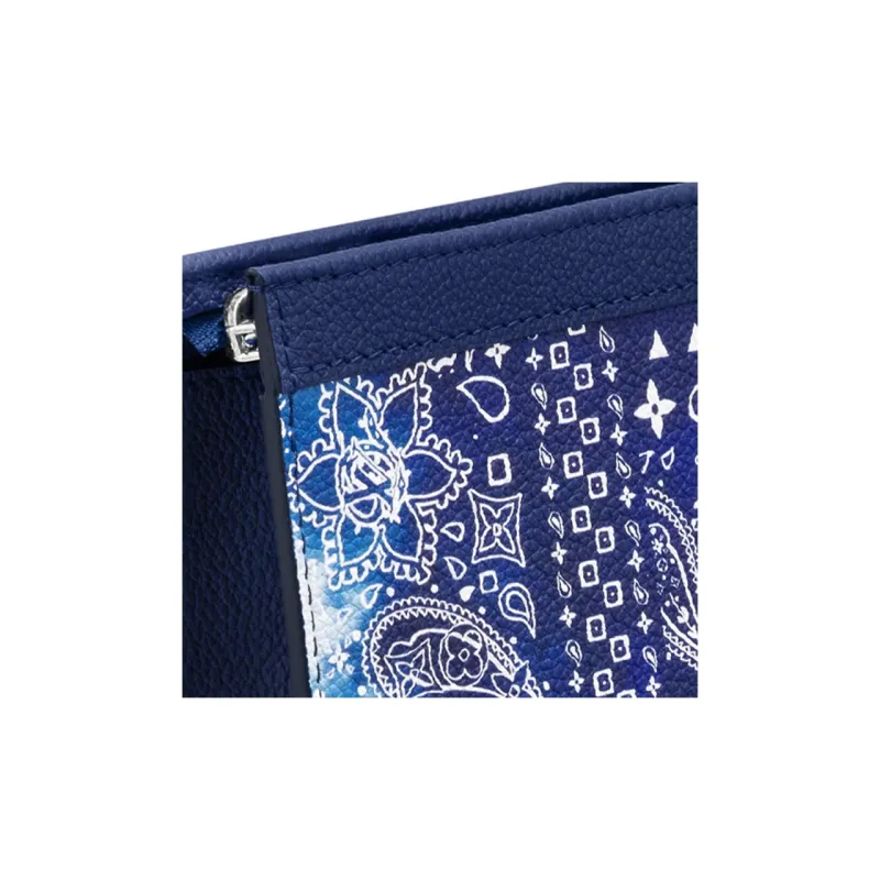 LOUIS VUITTON Pochette Voyage Mm Monogram Bandana Bleached Blue-4