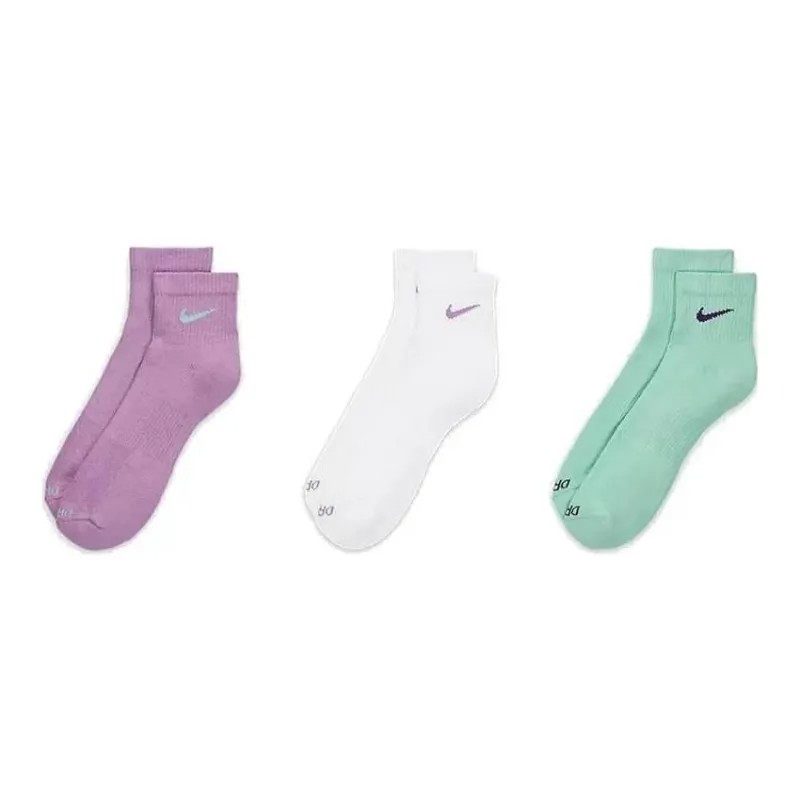 Nike Mid Calf Socks Women's 3 Pack-1