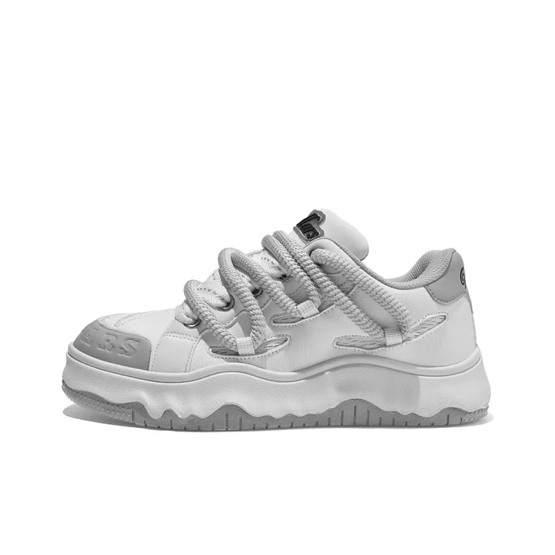 TCELLARS Low Top Skateboard Shoes Unisex Box Limited Edition-1