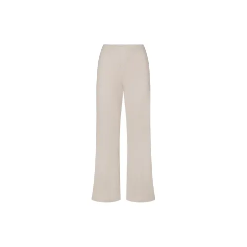 skims Women Casual Pants