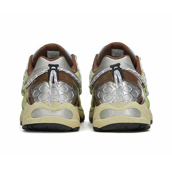 ASICS 1203A394600 関税送料込 Asics Gel-Kahana Tr V4 Red Silver US M 8 - POIZON