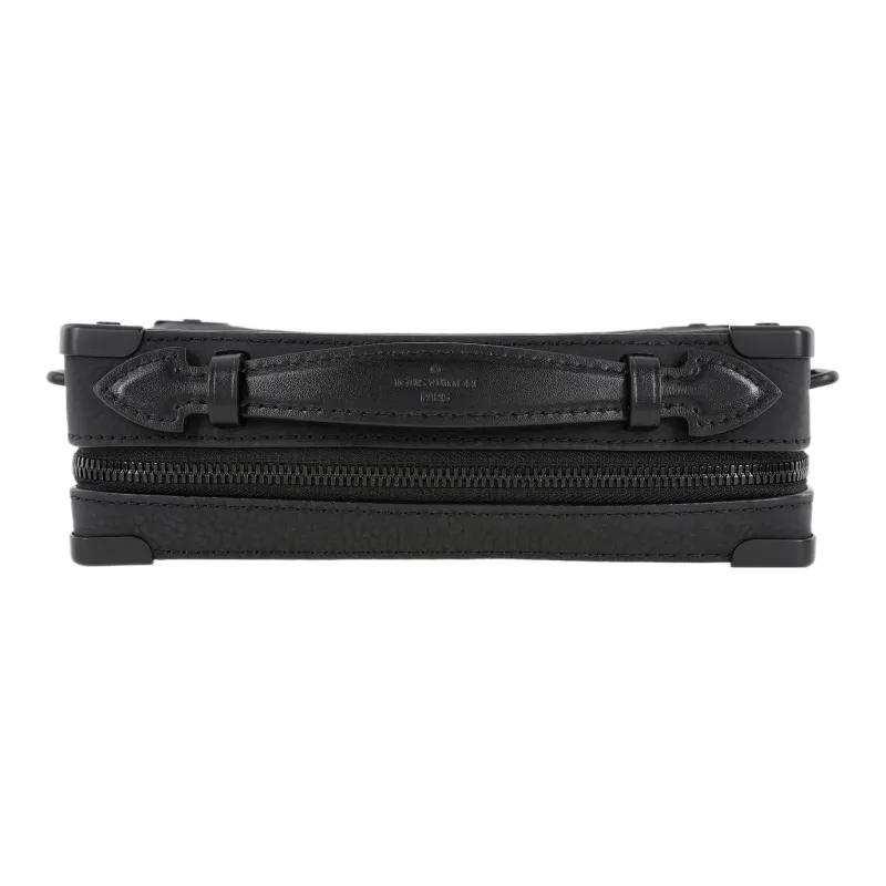LOUIS VUITTON Handle Soft Trunk-5