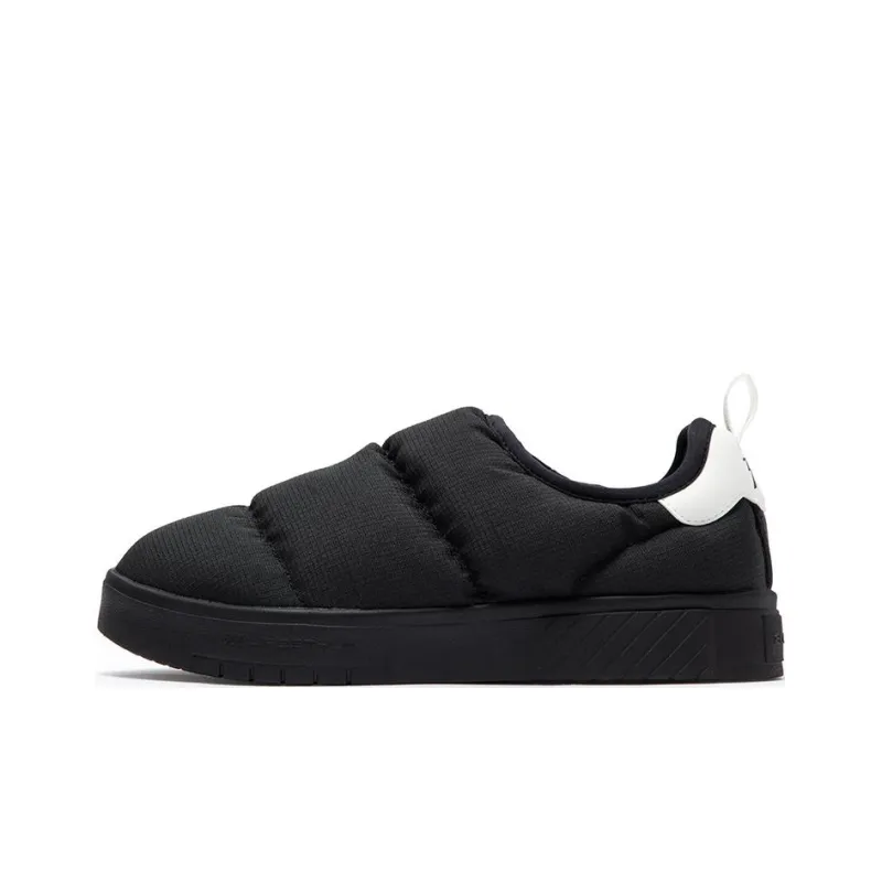 361° Warm Slip Resistant Low Top Skateboard Shoes Women's Black-0