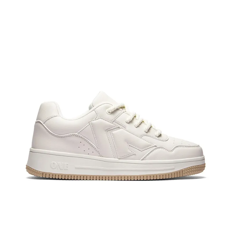 A1 Small White Shoes Coverage Wear-Resistant Lightweight Low-Top Skateboard Shoes Unisex-43