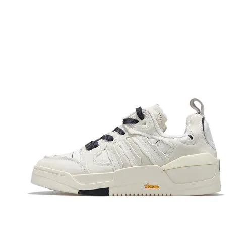 Palladium Low-Top Skateboard Shoes Women's White