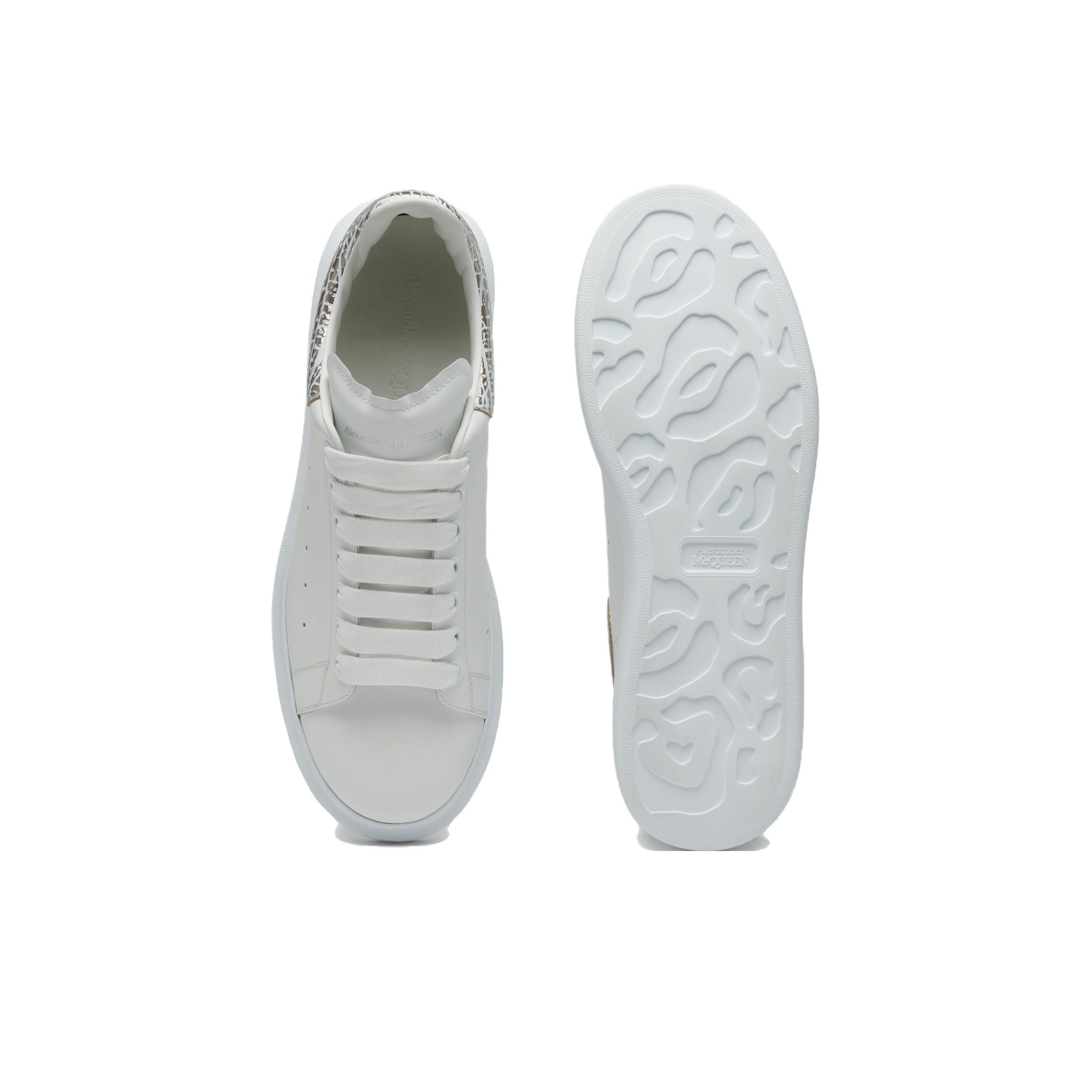 Alexander McQueen Oversized White Silver Croc - POIZON