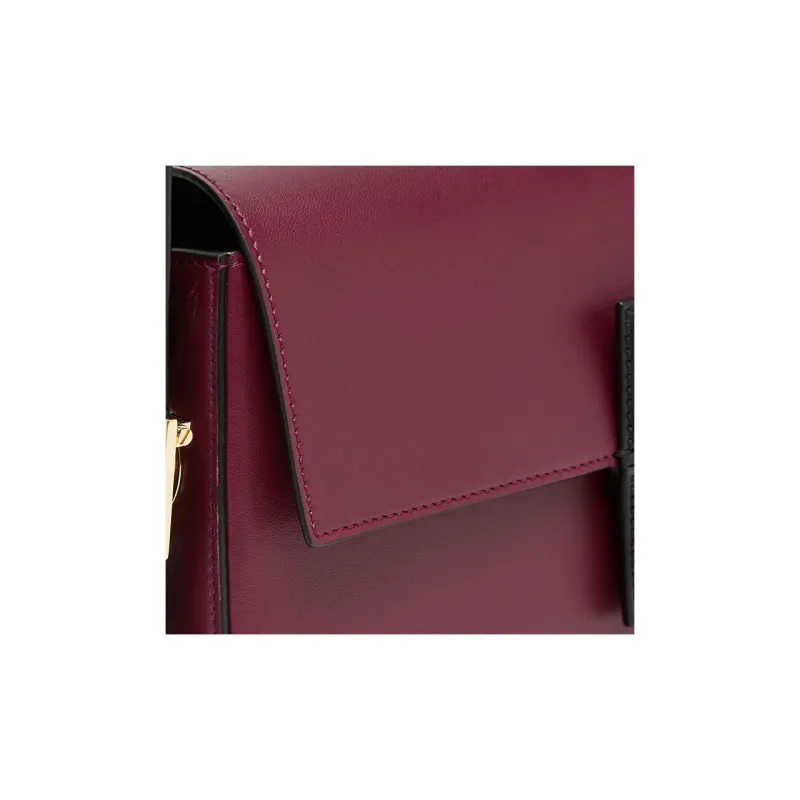 FENDI Baguette Calfskin Crossbody Bag, Shoulder Bag Women's Burgundy & Black-5