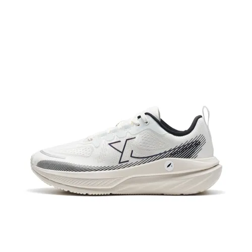 XTEP Cloud DC Running Shoes Women's Low-Top Sail White/Black