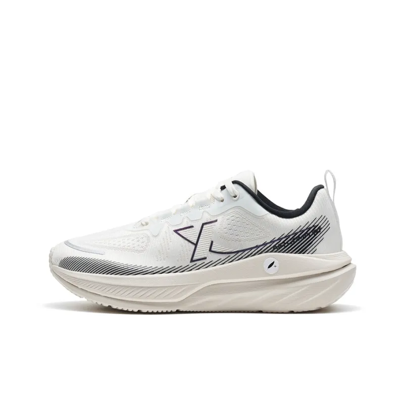 XTEP Cloud DC Low Top Casual Running Shoes Women's Sail White Black-0