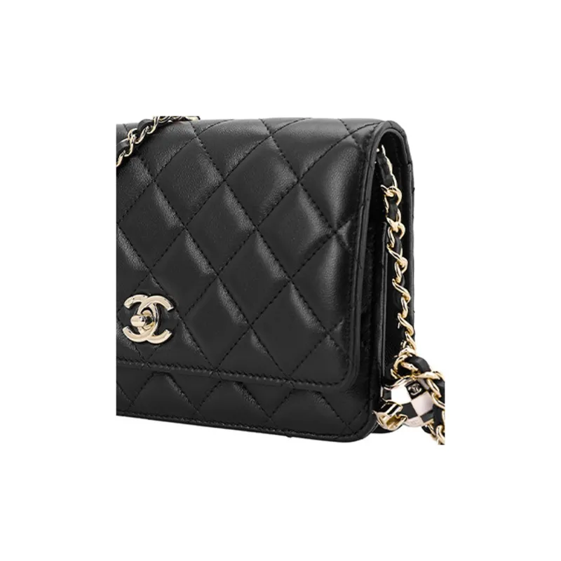 CHANEL 23C Spring WOC Sheepskin Crossbody Bag Women's Black-4