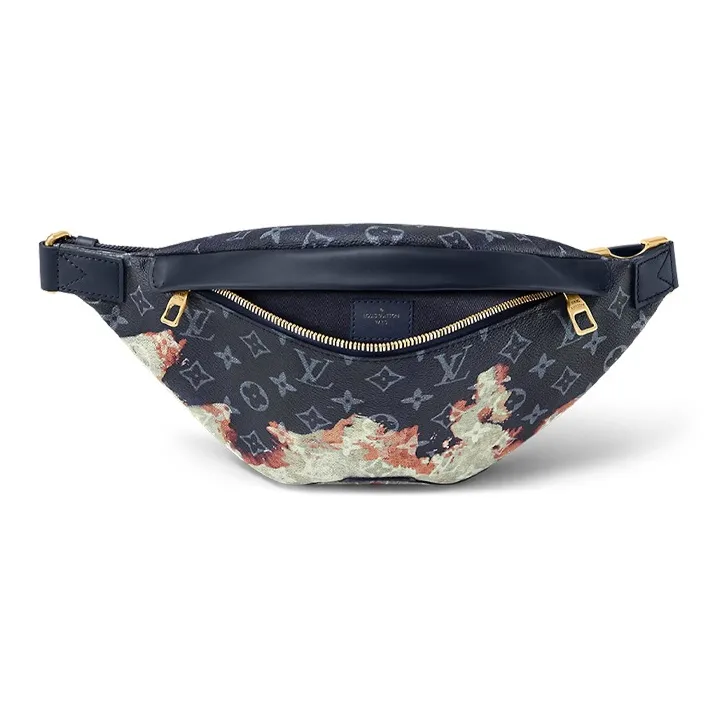 LOUIS VUITTON Discovery Bumbag Pm Ink Blue-3