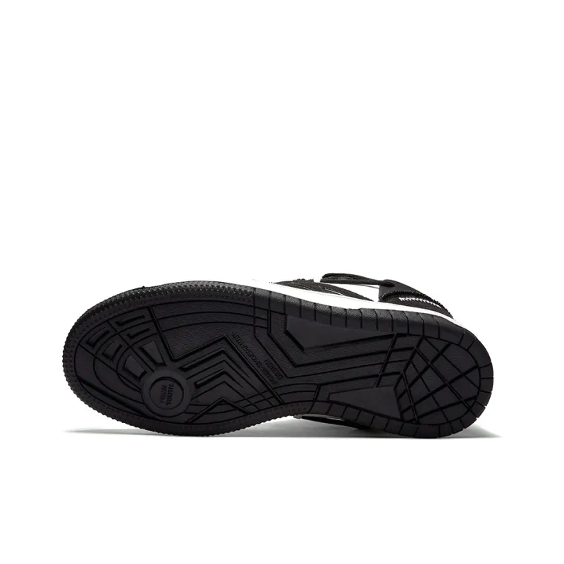 A1 Wear-Resistant Height Increasing Low-Top Puffy Skateboard Shoes Unisex-103