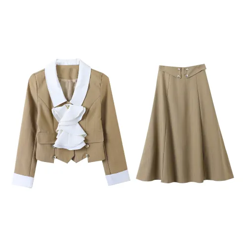 Udon House Two Piece Skirt Sets Women's