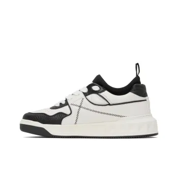 Valentino One Stud Low Top Skateboard Shoes Men's White Black