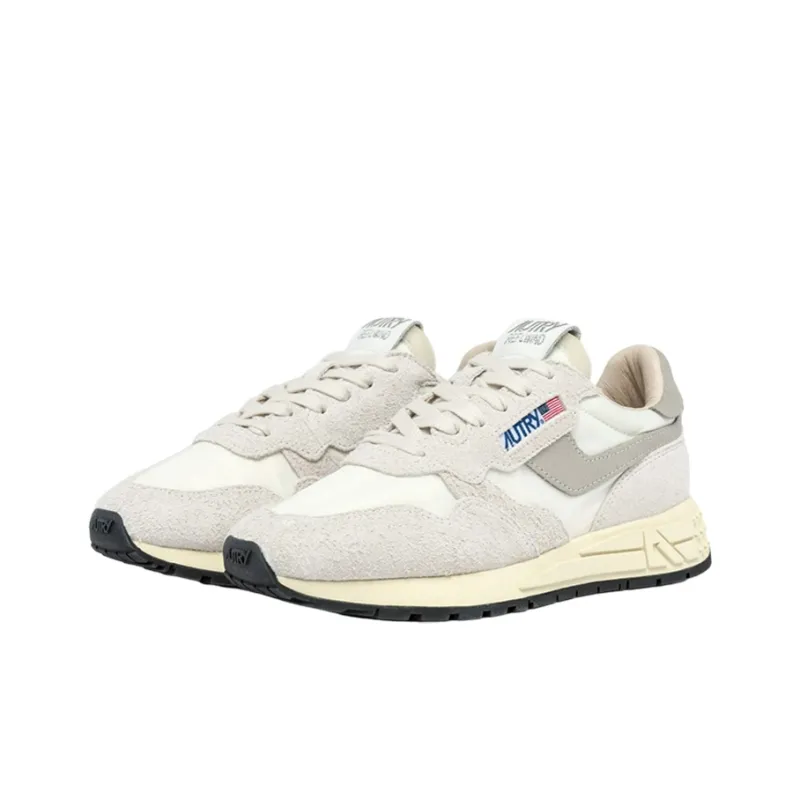 AUTRY 01 Medalist Low Suede Sneakers-2