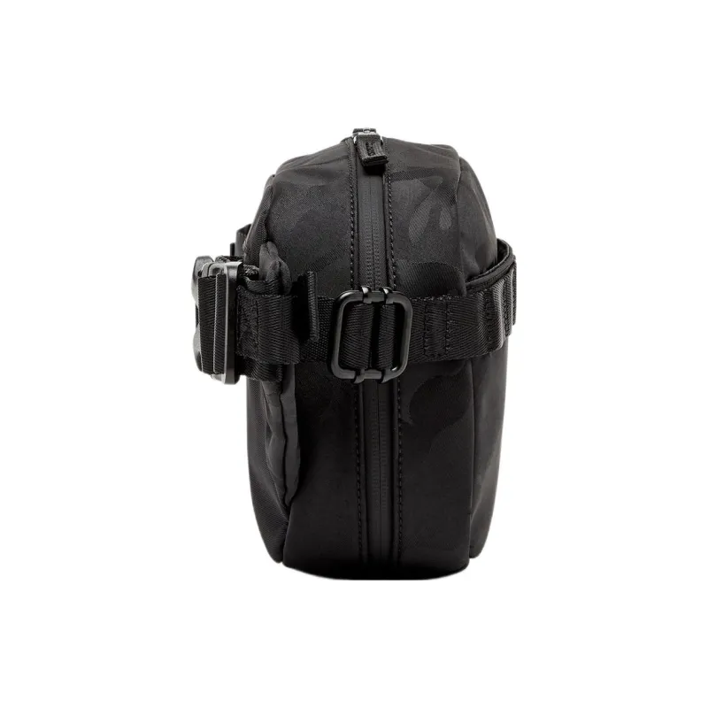 DIESEL Dsrt Camouflage-print Belt Bag-1