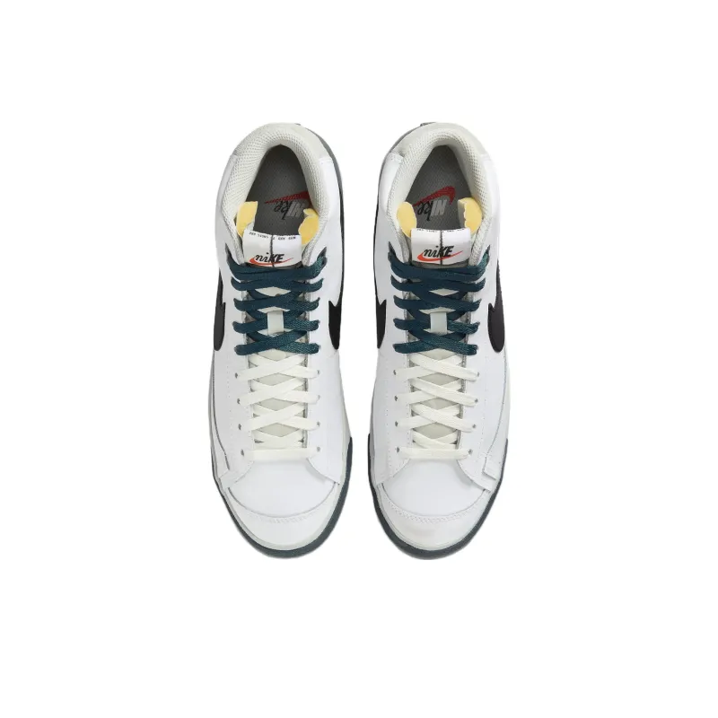 Nike Blazer Mid "Remix"-2