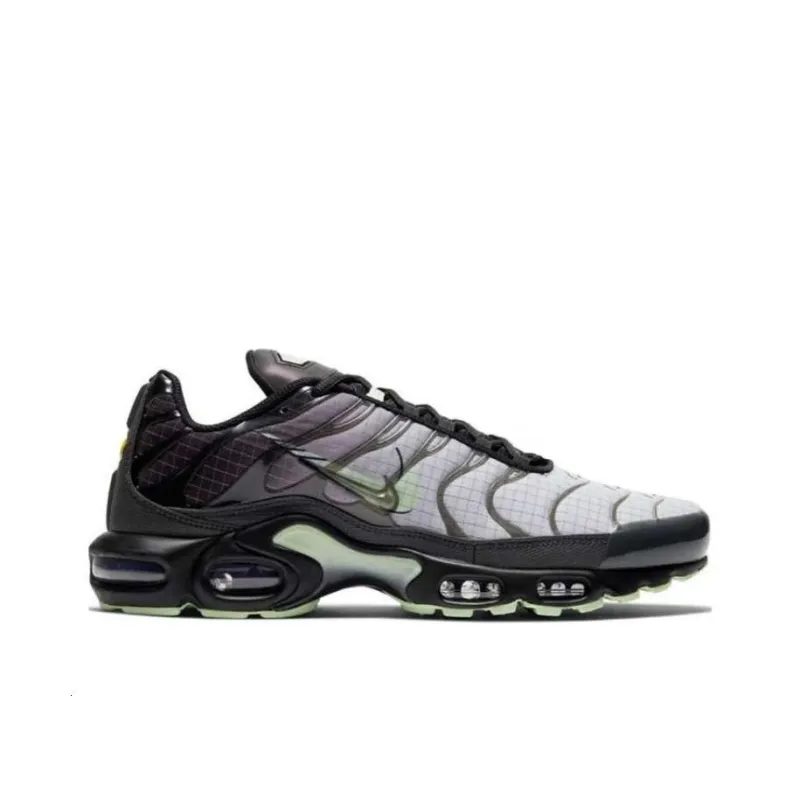 Nike Air Max Plus Green Glow-1
