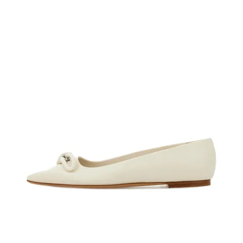FERRAGAMO Knot detail Patent leather Ballerina Shoes