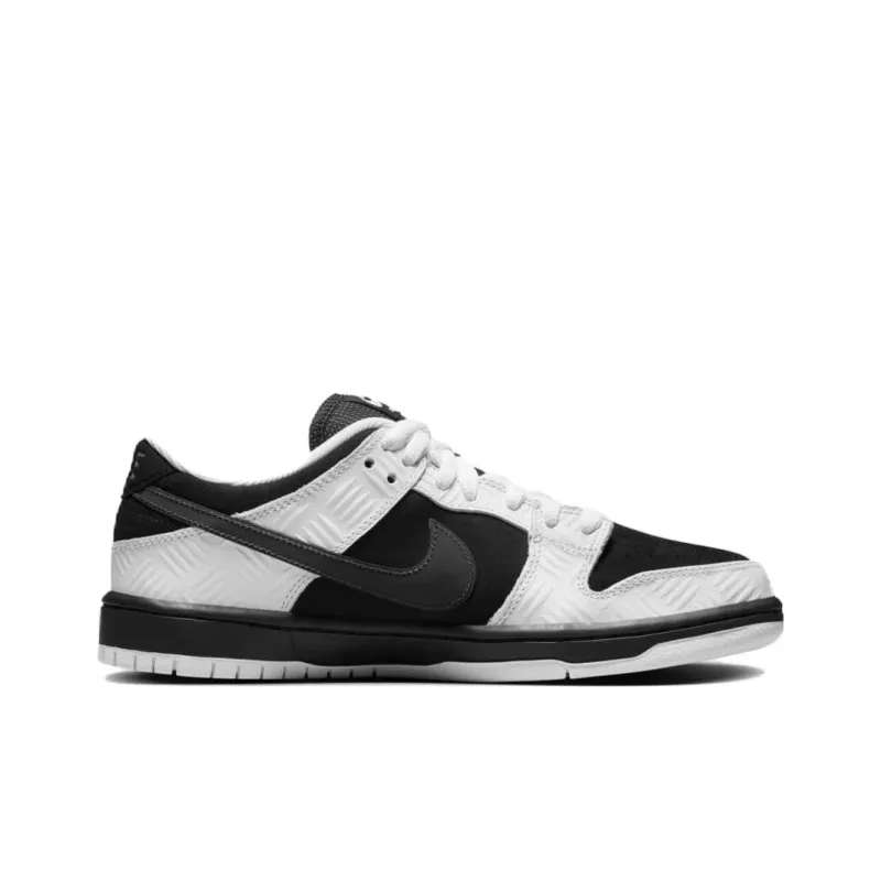 Nike Sb Dunk Low Tightbooth-1