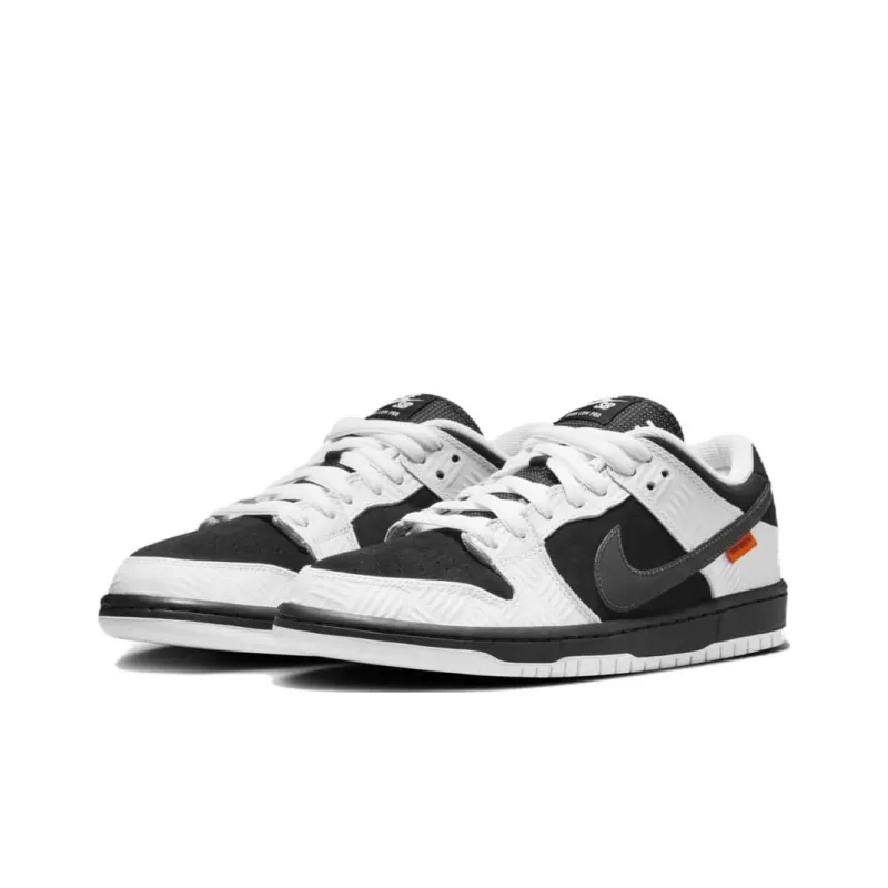 Nike Sb Dunk Low Tightbooth-2