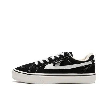 Warrior Huichao Thermal Abrasion Resistant Lightweight Slip Resistant Low Top Canvas Shoes Unisex Black Beige