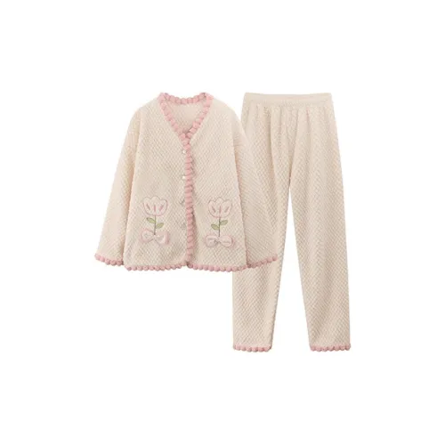 Xiang Ning Pai Women's Pajama Sets