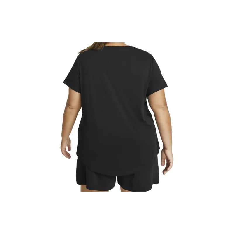 Nike Club Essentials T-Shirt Women's Black-1