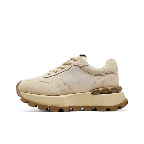 C°BANNER Casual Shoes Women's Low-Top Apricot