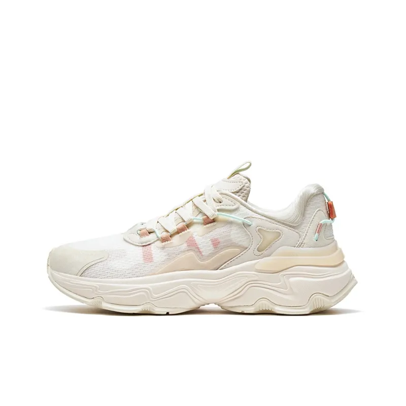 XTEP Junling 2.0 Anti-Slip And Wear-Resistant Breathable Low-Top Running Shoes Women's Beige Pink-0