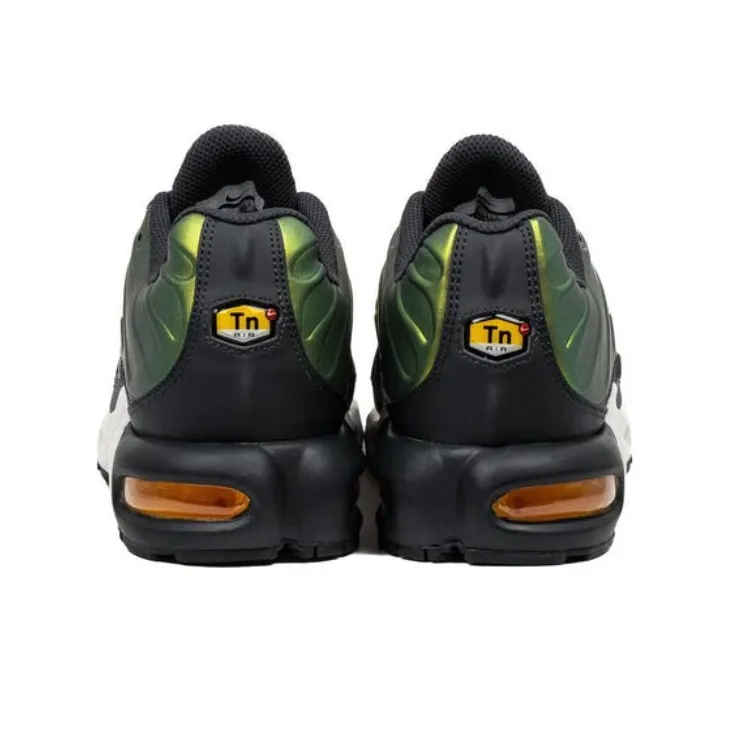 Nike Air Max Plus Liquid Metal Anthracite-3