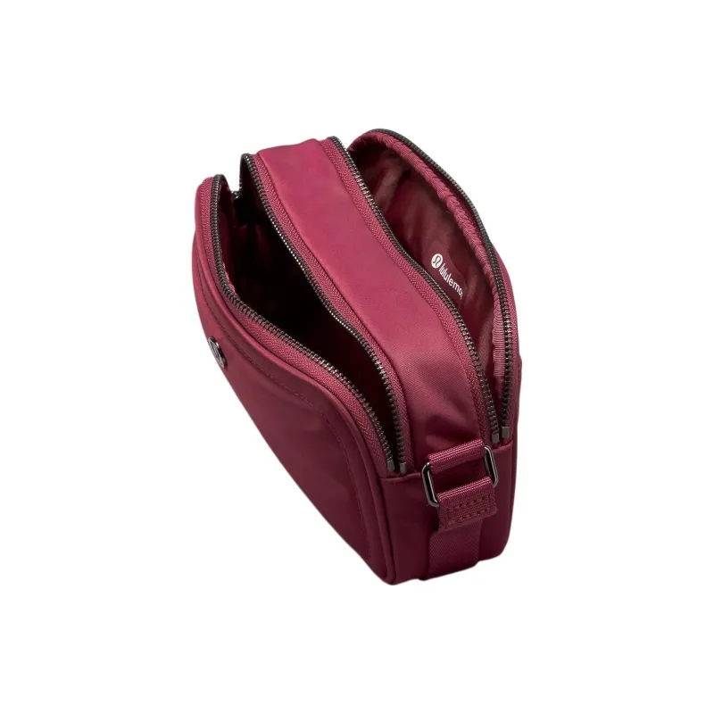 Lululemon Nylon Camera Bag Shoulder Bag Crossbody Bag Unisex Wine Berry-2