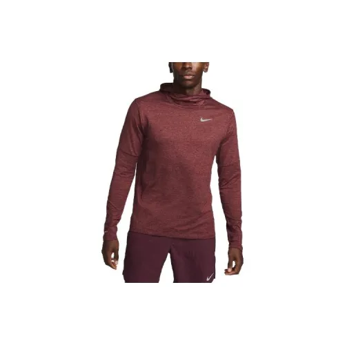 Nike T-Shirts Men Late Chestnut