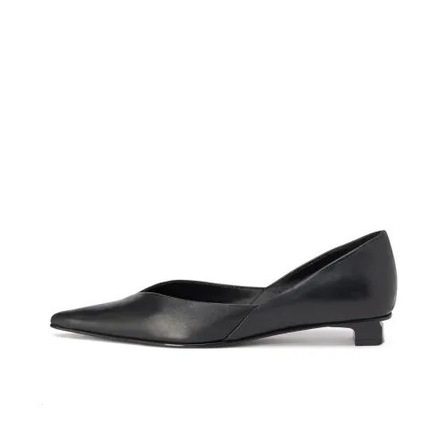AMIPARIS Pointed Flat Leather Pumps