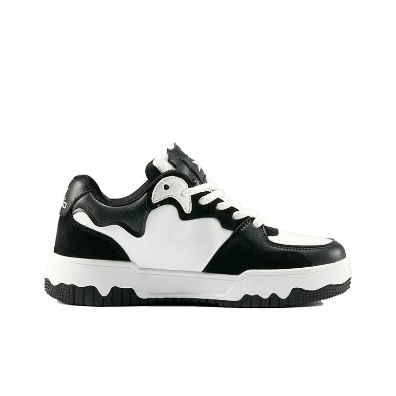 XIANGGUAN XGGO Lightning No.1 Wear Resistant Slip Resistant Low Top Skateboard Shoes Unisex Black-1