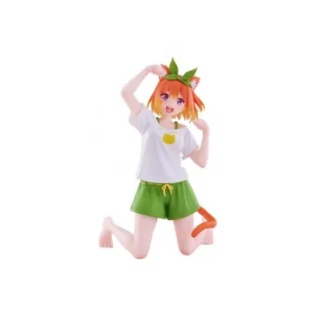 TAITO Yotsuba Nakano Desktop Cute The Quintessential Quintuplets Kitten Pajamas Ver. Bonus Gifts 13cm