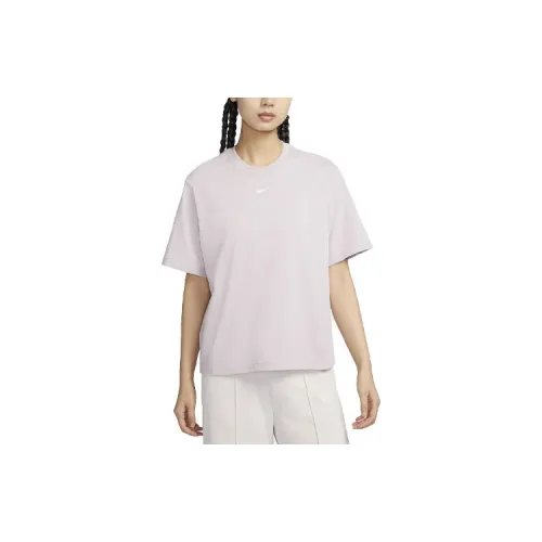 Nike Sportswear Essentials Series T-Shirts Women's Platinum/Purple