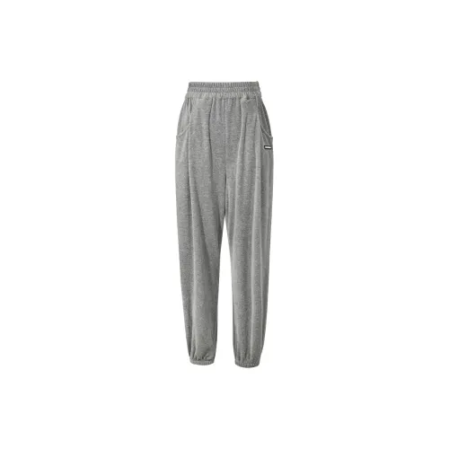 3COLOUR Casual Pants Women's Gray