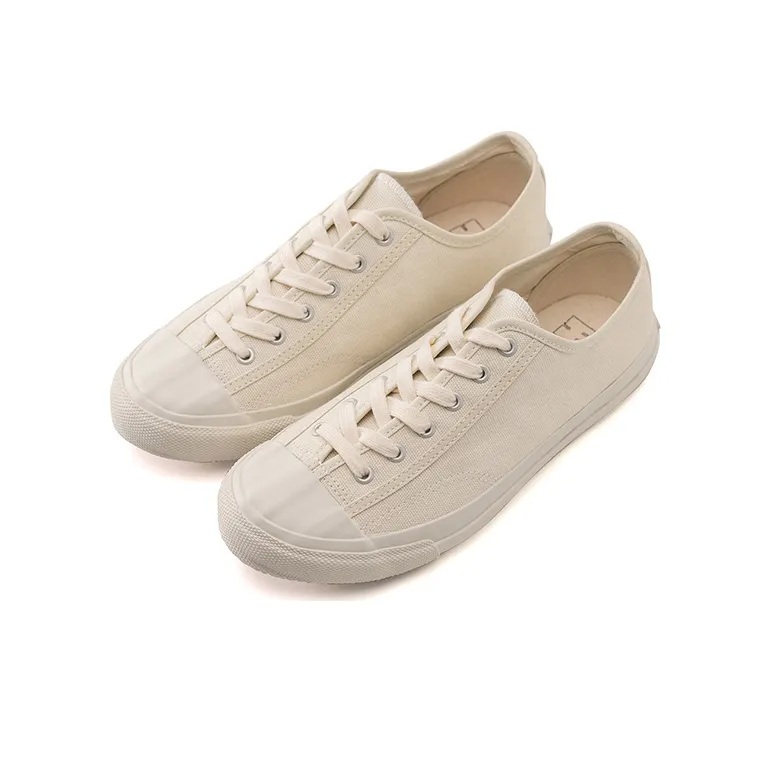 IT'S WEIRD Low Top Canvas Shoes Unisex Beige-3