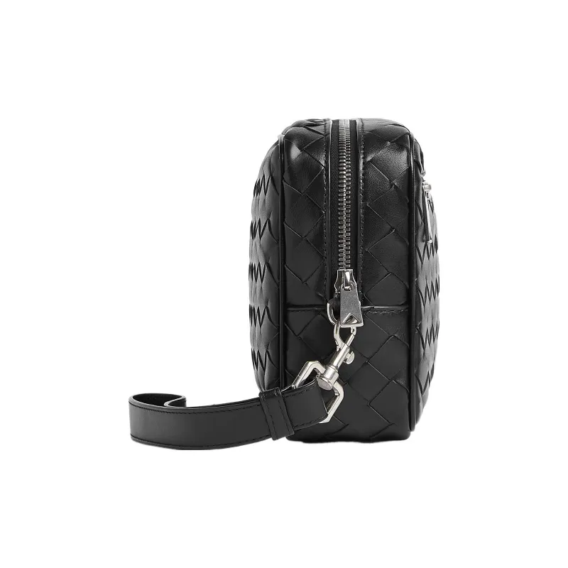 Bottega Veneta Intrecciato Zipped Handbag-1