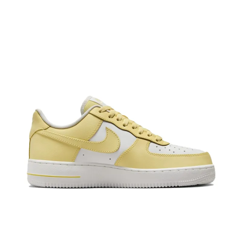 Nike Air Force 1 Anti Slip Wear Resistant Low Top Skateboard Shoes Men's White Yellow-1