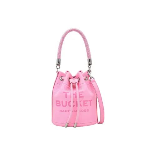 MARC JACOBS The Leather Bucket Bag