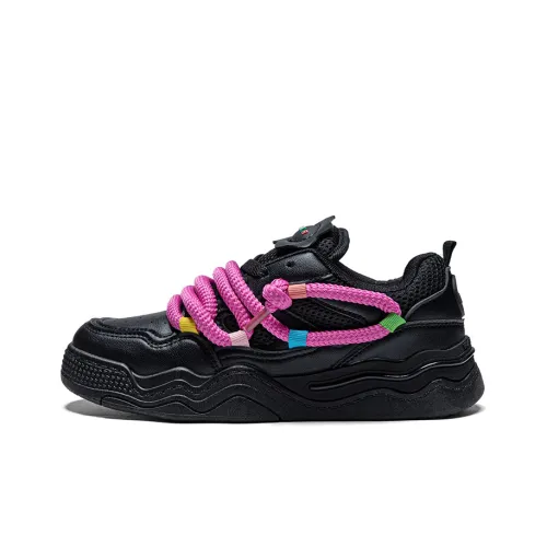 WARRIOR Skateboard Shoes Women's Low-Top Black/Pink