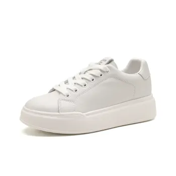 D FUSE SCANDINAVIA White Sneakers Height Increasing Lightweight Low Top Skateboard Shoes 5.5cm Women's White