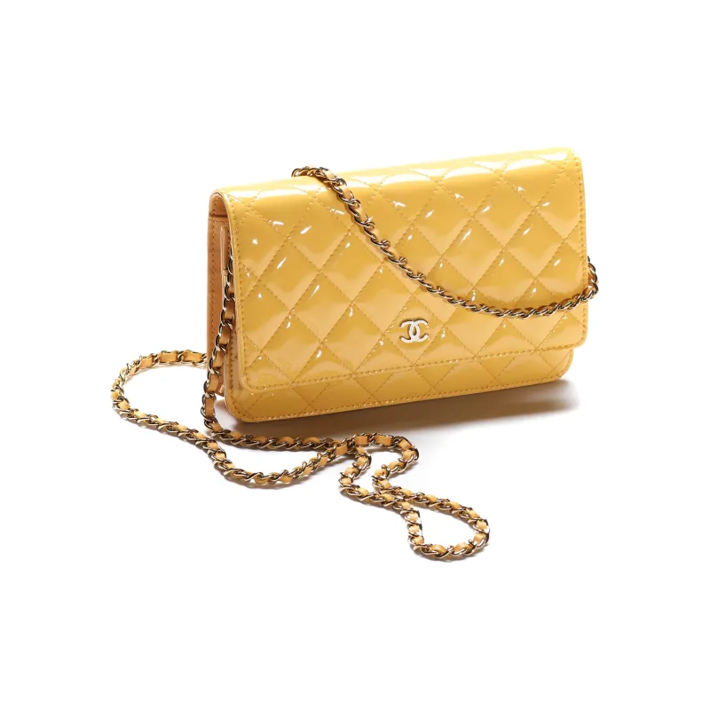 CHANEL Calf Patent Leather Shoulder Bag, Crossbody Bag, Wallet Women's Yellow-1