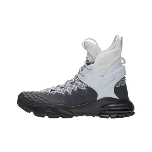 Nike Outdoor Performance Shoes Men